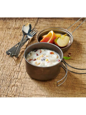 Grießspeise mit Früchten – Trek’n Eat