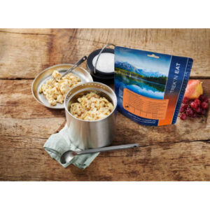 Käsenudeln mit Röstzwiebeln – 1003 kcal – Trek’n Eat